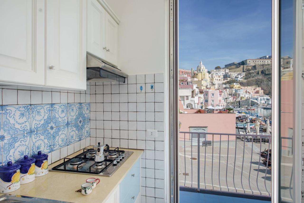 Corricella Exclusive Loft - Gioia Apartments Procida Luaran gambar